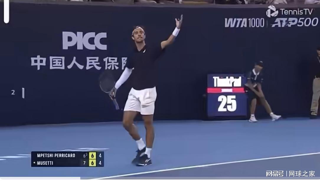 而在如何将, 观赛文化与, 每一次击球