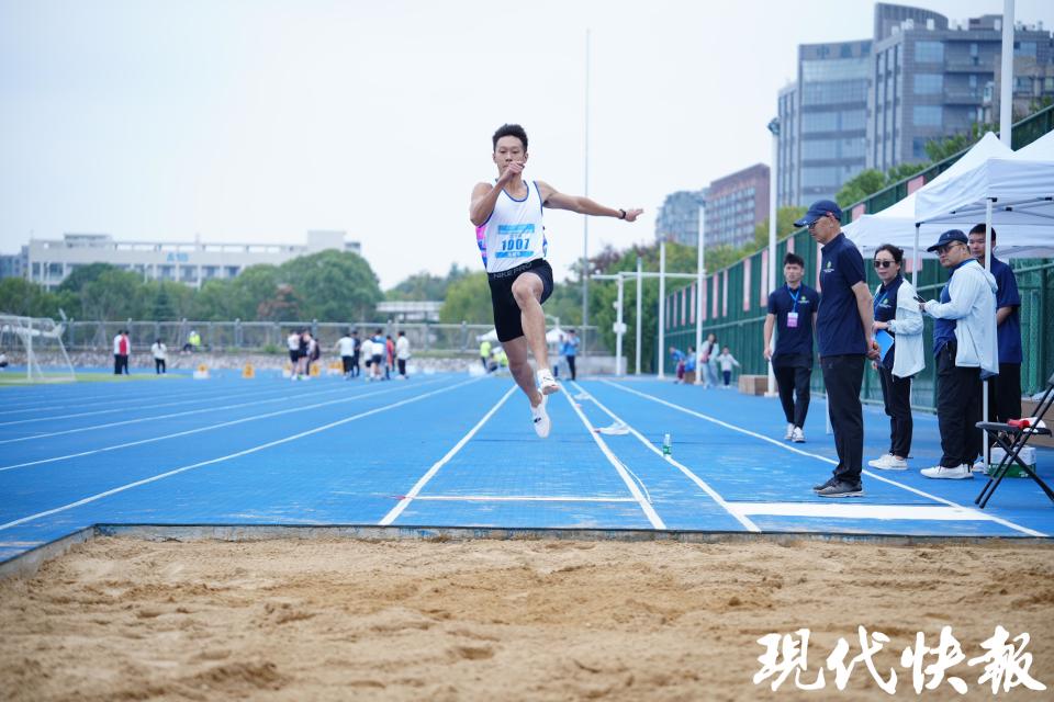 hK, 组委会为获 hK, 组委会为获