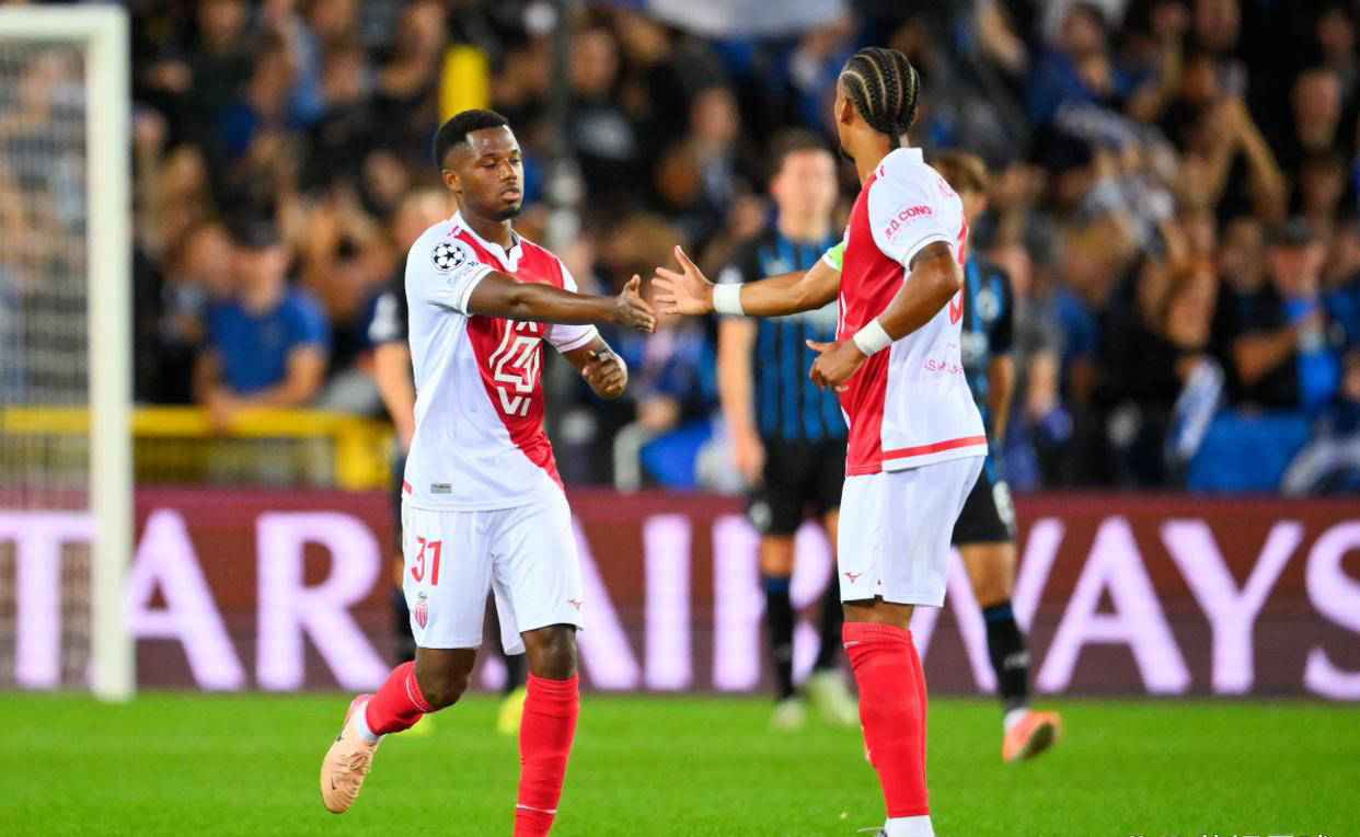 莱顿, 两粒点球贡, 依然存在